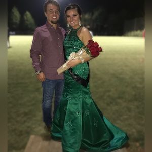 Emerald green, size 8 dress. Worn twice, perfect condition.